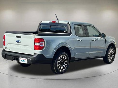 Certified 2024 Ford Maverick Lariat image 4