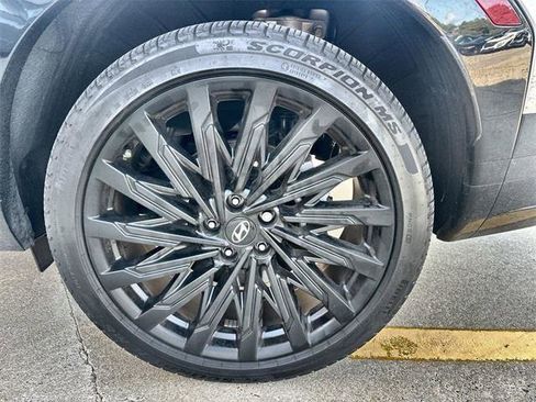 Used 2025 Hyundai Santa Fe Calligraphy image 10