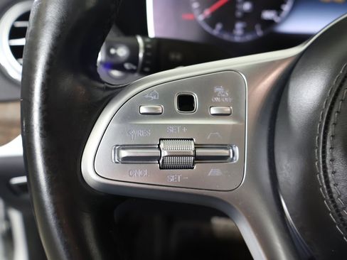 Used 2019 Mercedes-Benz S 560 4MATIC Sedan w/ AMG Line Exterior image 49