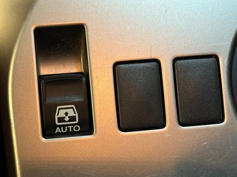 Used 2019 Toyota 4Runner Limited image 33