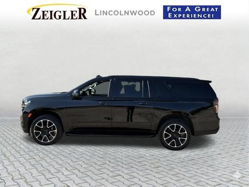 Used 2023 Chevrolet Suburban RST w/ Luxury Package AWD/4WD image 3