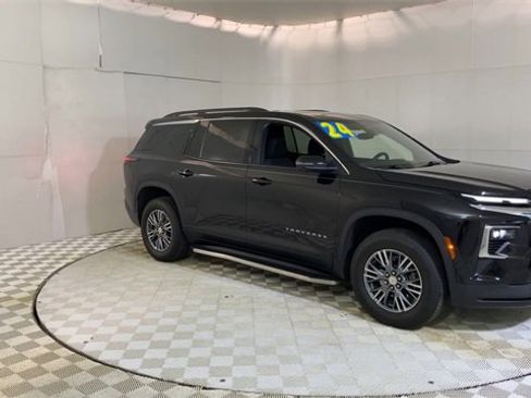 Certified 2024 Chevrolet Traverse LT w/ LPO, Floor Liner Package image 2