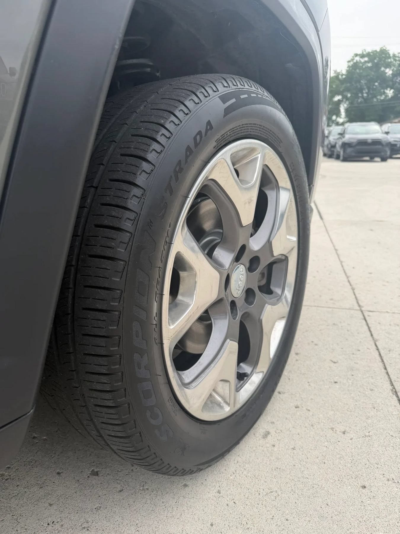 Used 2020 Jeep Compass Limited AWD/4WD image 9