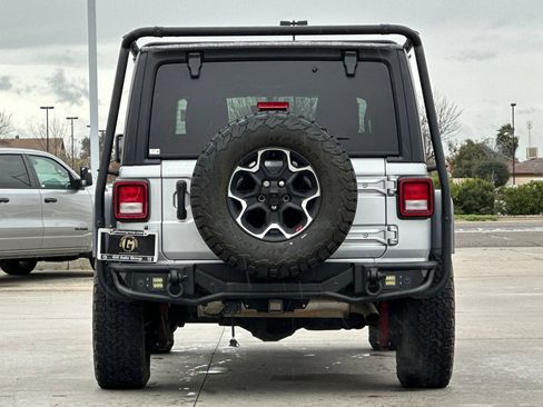 Used 2023 Jeep Wrangler Unlimited Rubicon image 5