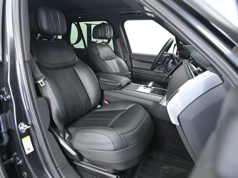 Used 2025 Land Rover Range Rover SE AWD/4WD image 34
