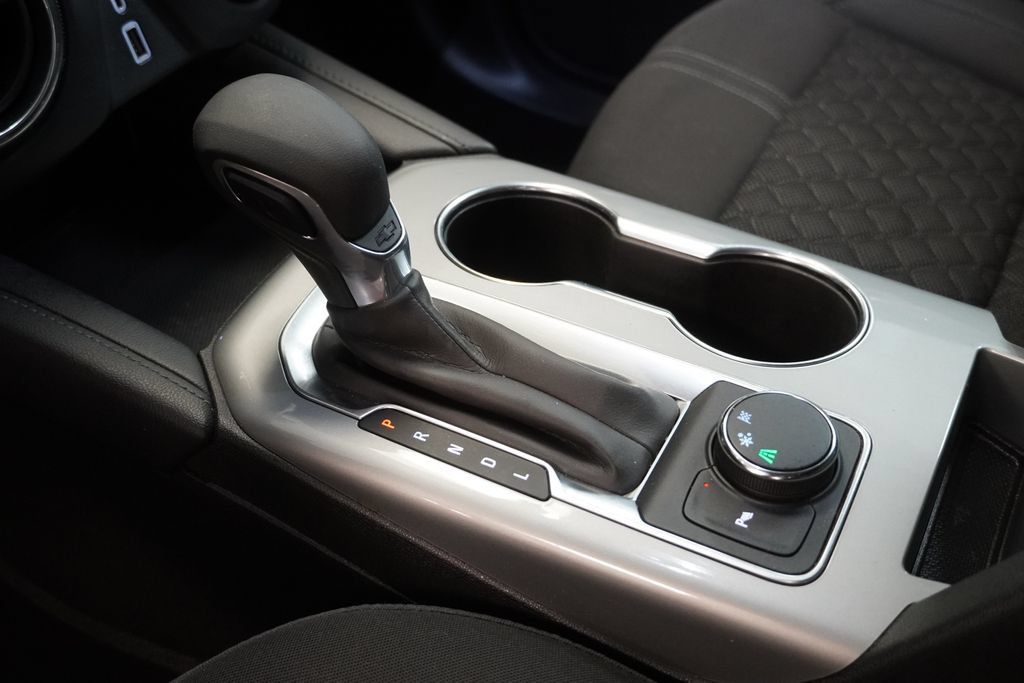Used 2021 Chevrolet Blazer LT FWD image 22