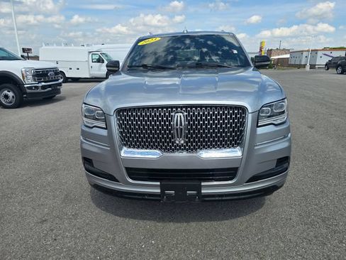 Used 2023 Lincoln Navigator Reserve AWD/4WD image 8