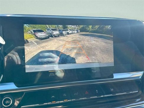 Used 2023 Chevrolet Silverado 1500 LT image 20