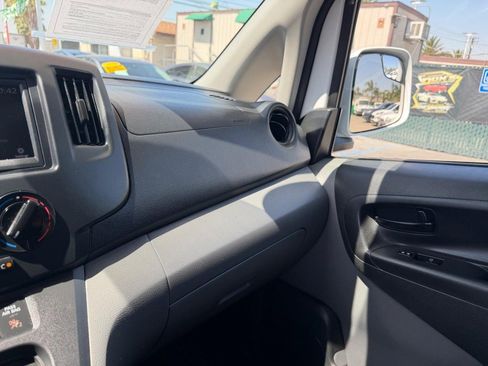 Used 2021 Nissan NV200 SV w/ Back Door Glass Package FWD image 35