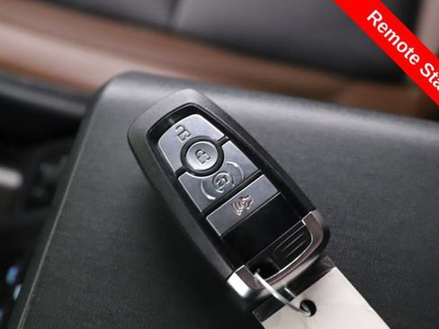 Used 2021 Ford Bronco Outer Banks AWD/4WD image 3