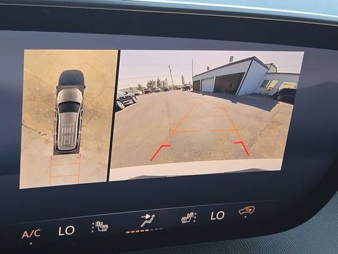 Used 2025 Buick Enclave Preferred FWD image 18