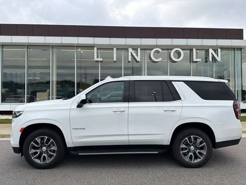 Used 2024 Chevrolet Tahoe LT AWD/4WD image 2