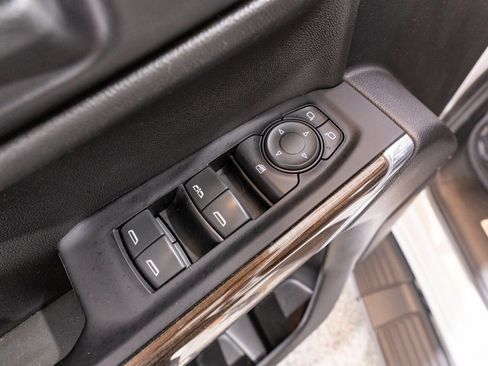 Used 2019 Chevrolet Silverado 1500 LT AWD/4WD image 14