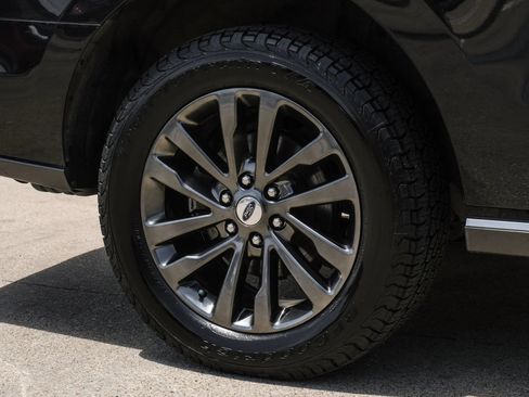 Used 2020 Ford Expedition Limited w/ Equipment Group 301A AWD/4WD image 58