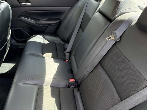 Certified 2022 Nissan Altima 2.5 SR image 15