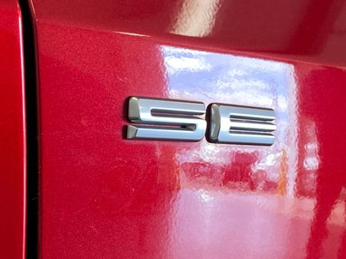Used 2022 Ford Escape SE w/ SE Sport Appearance Package AWD/4WD image 7