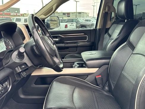 Used 2022 RAM 2500 Laramie AWD/4WD image 22