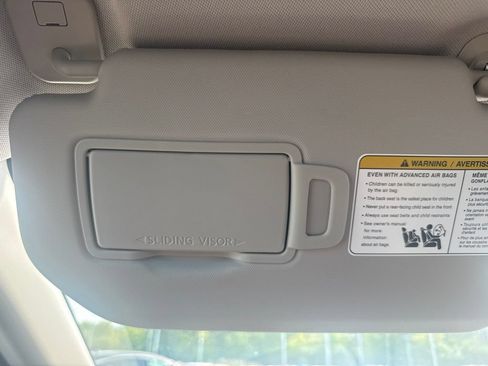 Certified 2025 Nissan Rogue SV w/ SV Premium Package AWD/4WD image 19