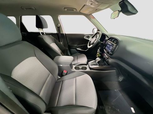 New 2025 Kia Soul LX image 25
