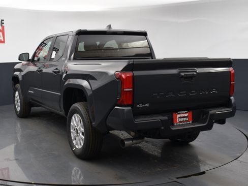 Used 2026 Toyota Tacoma SR5 image 3