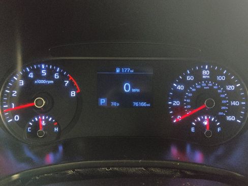 Used 2020 Kia Soul S FWD image 23
