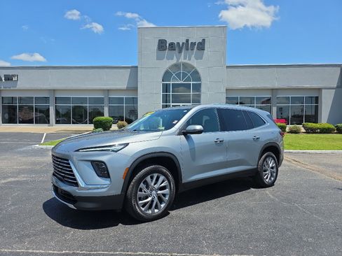 Used 2025 Buick Enclave Preferred FWD image 1