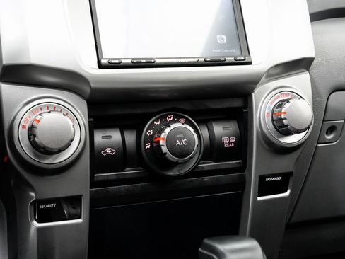 Used 2010 Toyota 4Runner SR5 image 18