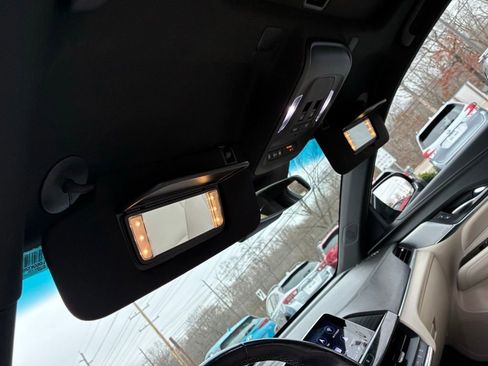 Used 2022 Cadillac CT4 Luxury w/ Sun And Sound Package image 39