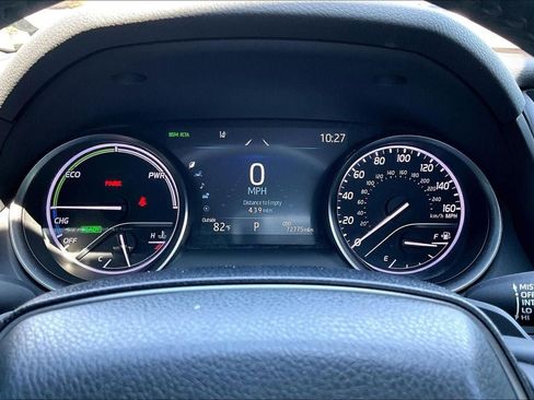Used 2023 Toyota Camry XSE FWD image 23