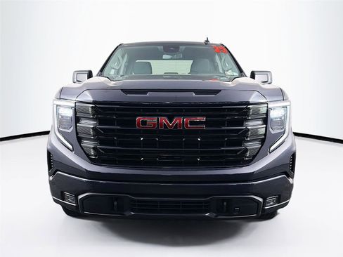 Used 2025 GMC Sierra 1500 Elevation AWD/4WD image 2