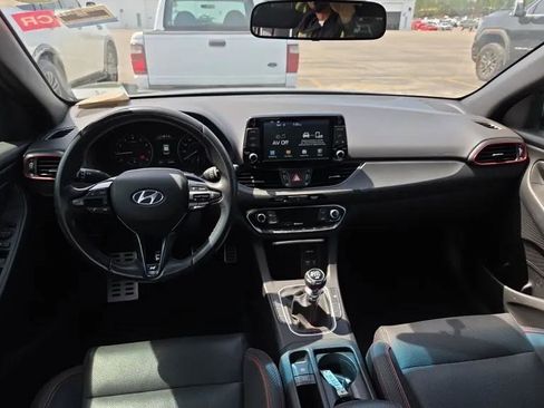 Used 2019 Hyundai Elantra GT N Line image 5