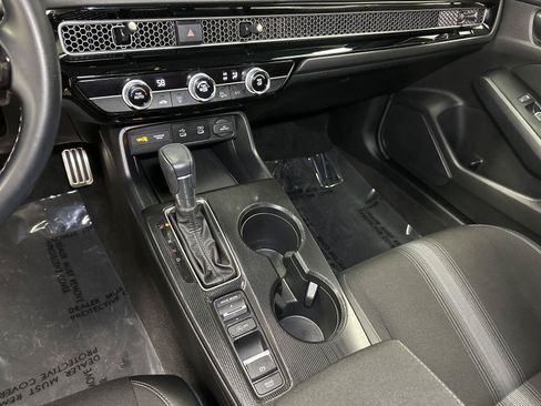 Certified 2025 Honda Civic Sport image 28