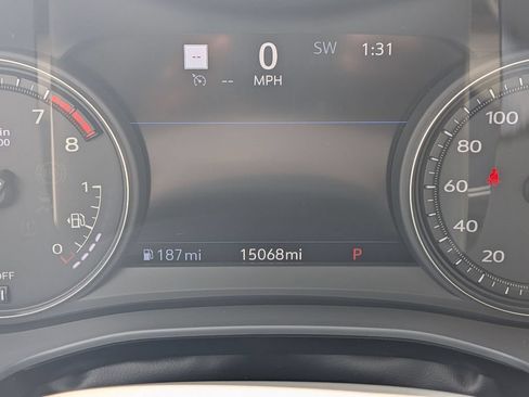 Used 2024 Cadillac XT5 Premium Luxury w/ Technology Package FWD image 23