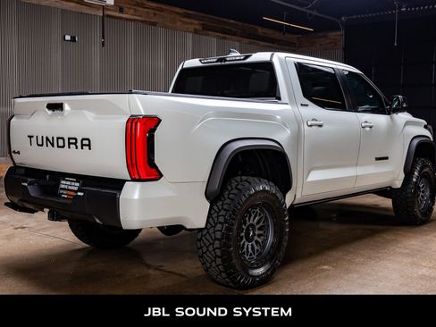 Used 2024 Toyota Tundra Limited AWD/4WD image 9