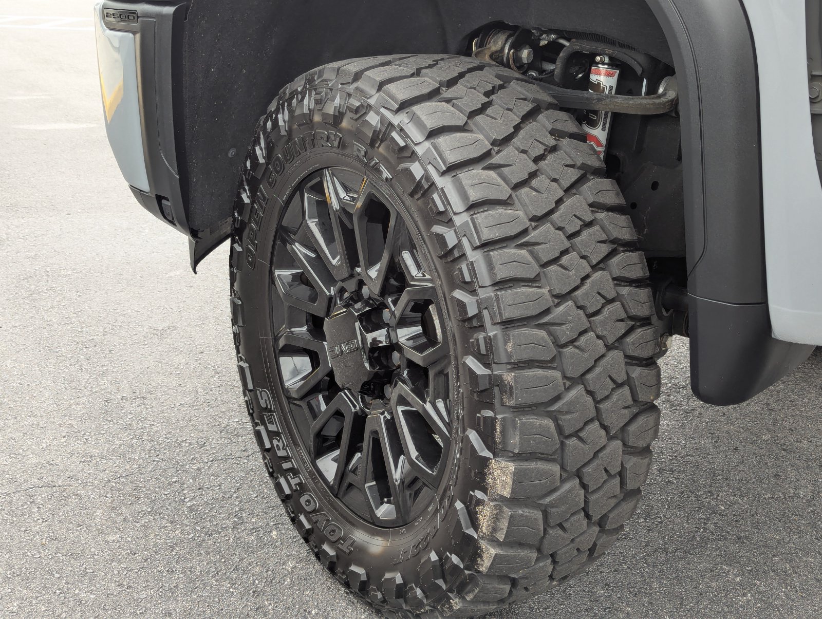 Used 2024 GMC Sierra 2500 AT4 w/ AT4 Premium Plus Package AWD/4WD image 47