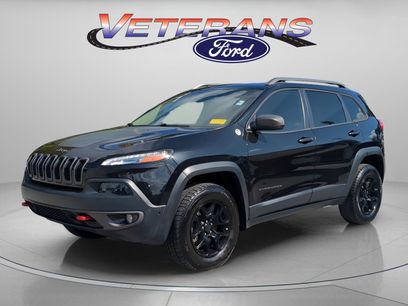 Used 2016 Jeep Cherokee Trailhawk w/ Comfort/Convenience Group