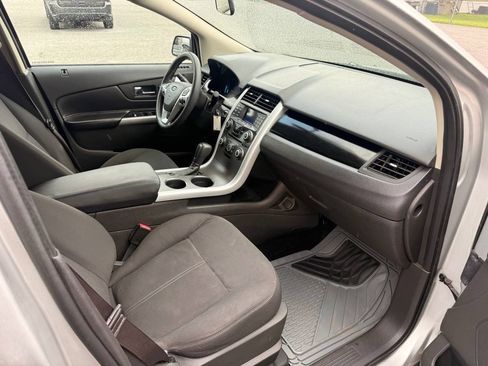 Used 2013 Ford Edge SE FWD image 10