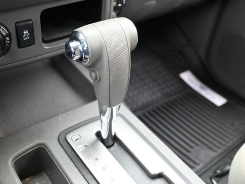 Used 2018 Nissan Frontier SV image 22