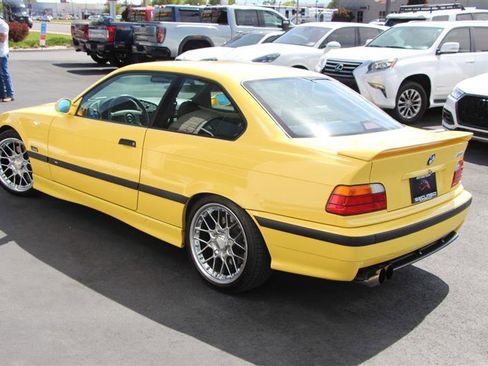 Used 1995 BMW M3 Coupe RWD image 6
