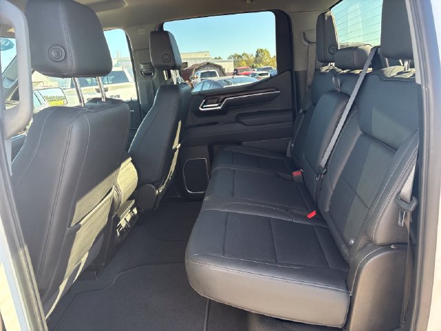 Used 2026 GMC Sierra 1500 SLT AWD/4WD image 18