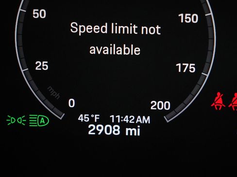 Used 2025 Porsche 911 Carrera image 22