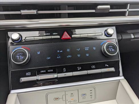 New 2026 Hyundai Santa Fe SEL FWD image 17