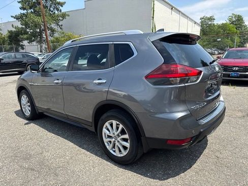 Used 2020 Nissan Rogue SV AWD/4WD image 16