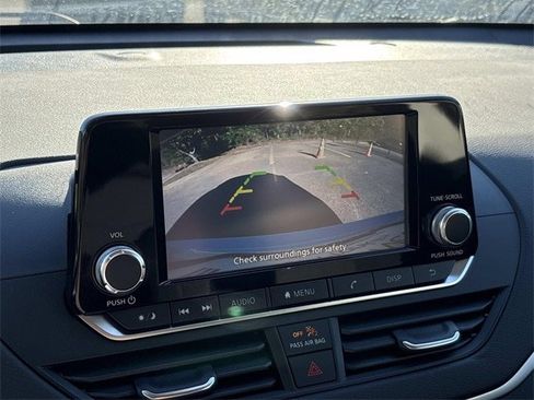 Used 2022 Nissan Altima 2.5 S image 27