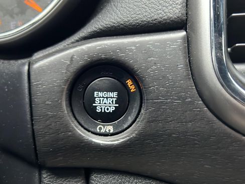 Used 2018 Jeep Grand Cherokee Altitude image 12