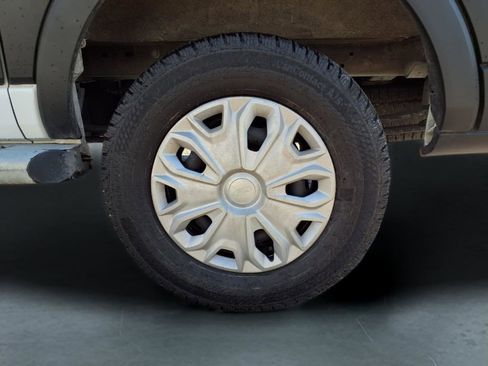 Used 2024 Ford Transit 250 Low Roof w/ Exterior Upgrade Package image 12