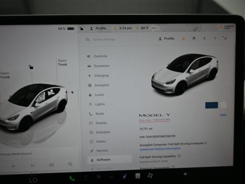 Used 2022 Tesla Model Y Performance AWD/4WD image 14