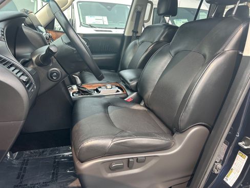 Used 2024 Nissan Armada SL w/ Captain's Chairs Package AWD/4WD image 10