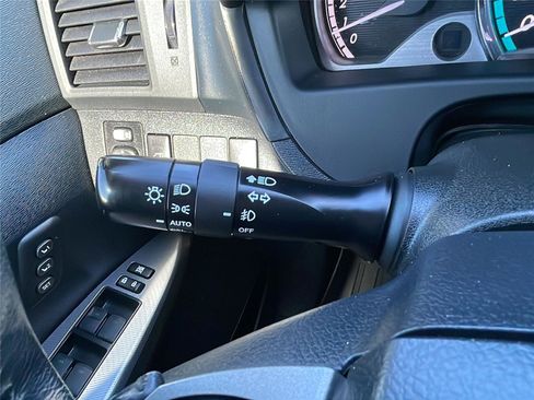 Used 2013 Toyota Venza XLE image 23