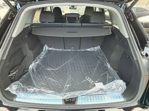 New 2025 Audi Q5 Prestige image 12